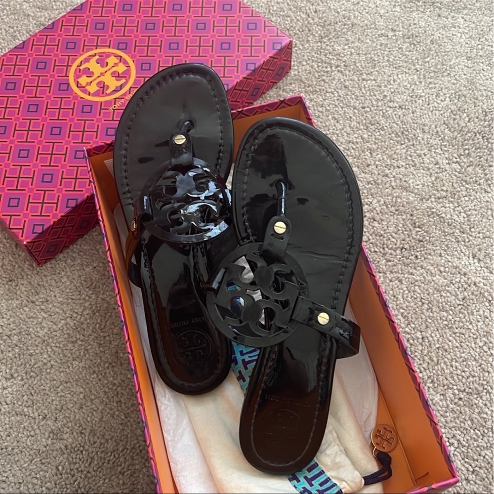 Tory Burch Miller Sandal Women’s 7